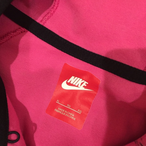 Nike Girls Jacket with Asymmetrical Front Zip…. sooooo cute! - Picture 4 of 6